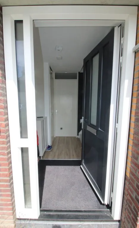 Photo: family home in Almere (2)