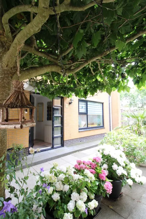 Photo: family home in Almere (2)