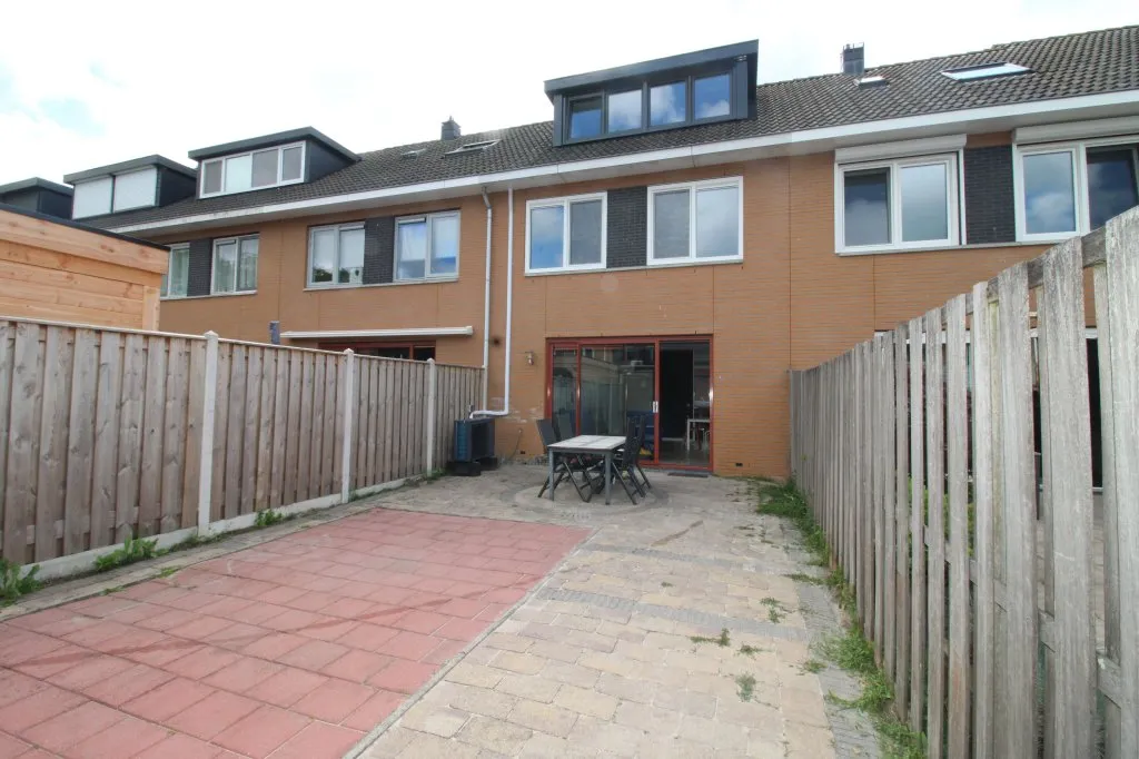 Photo: family home in Almere (9)