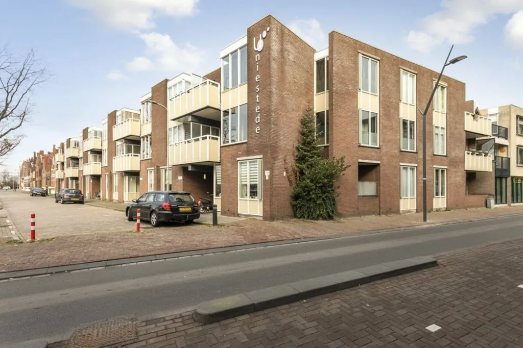 Photo: family home in Bergen op (1)