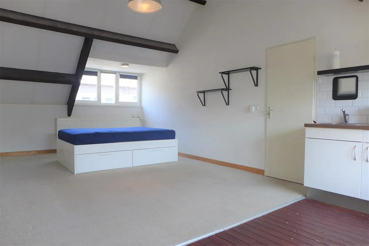 Photo: room in Maastricht (3)