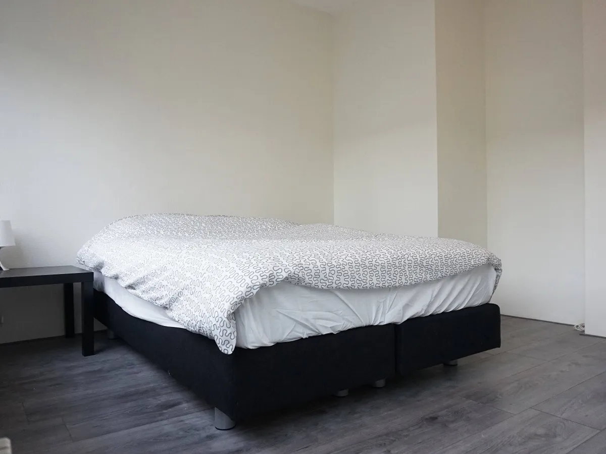 Photo: room in Rotterdam (8)