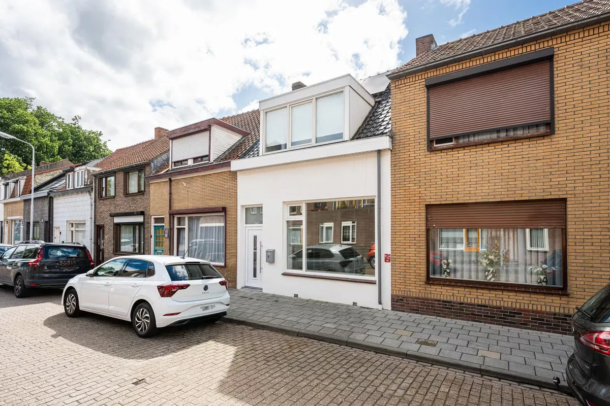 Photo: family home in Sas van Gent (2)