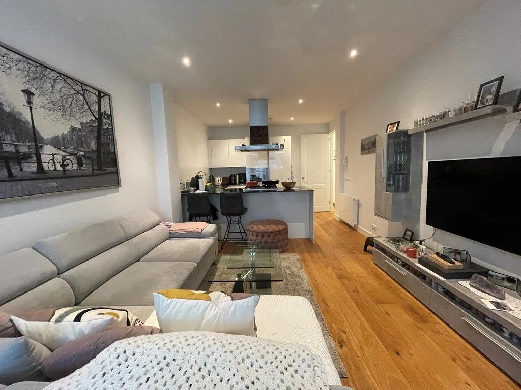 Photo: apartment in Amsterdam (2)