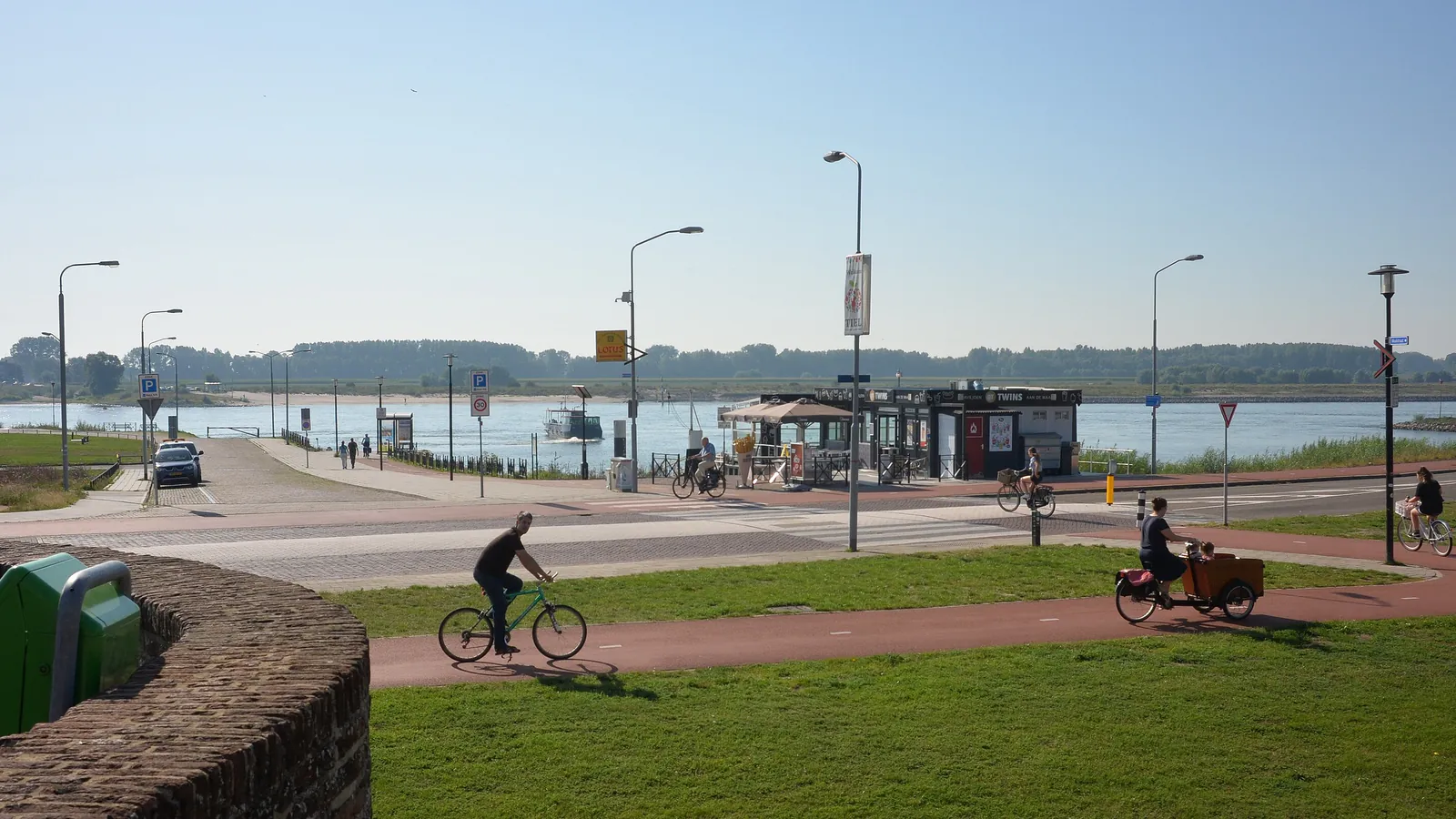 Rental homes in Tiel: a view of Tiel