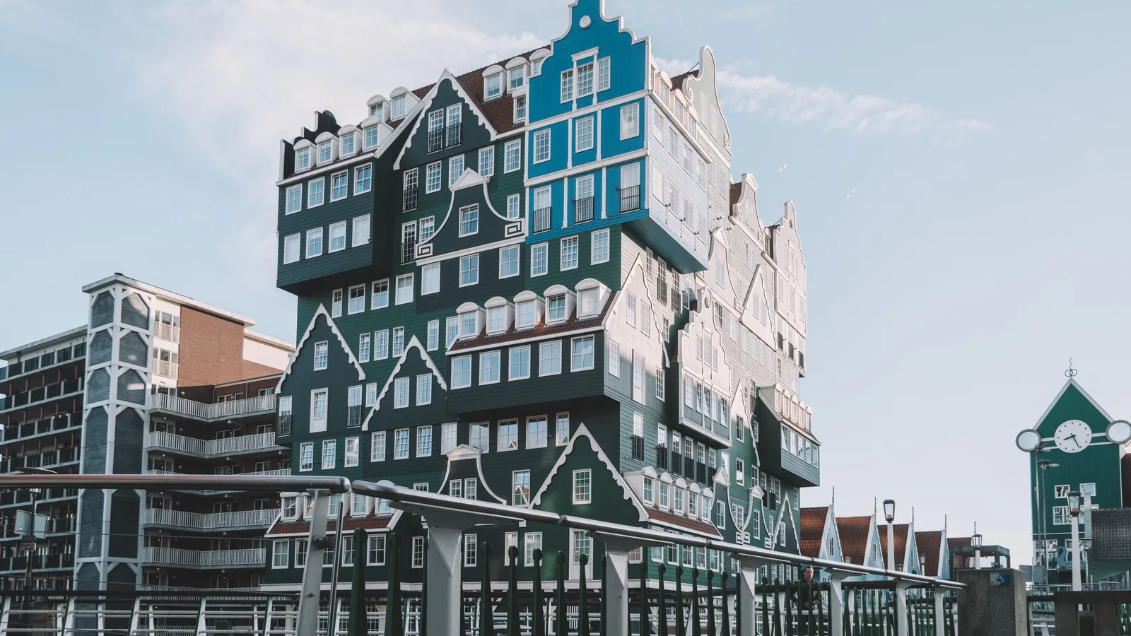 Rental homes in Zaandam: a view of Zaandam